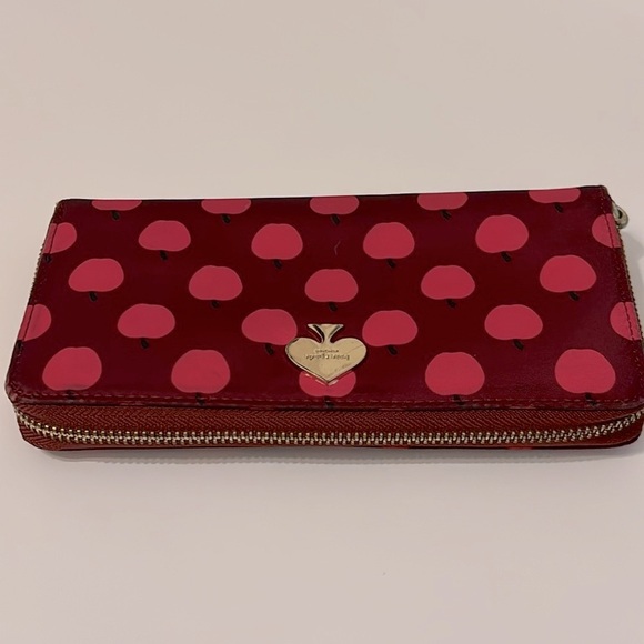 Kate Spade Flatiron Lacey Apple Zip Around Nylon Wallet - Picture 2 of 9